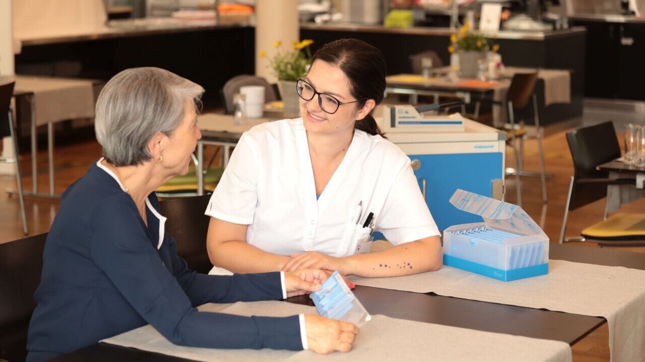 Les systèmes de distribution de médicaments WIEGAND sont développés avec et pour le personnel soignant