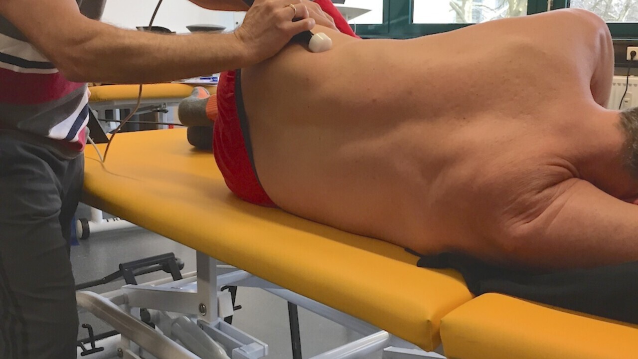La Matrix-Rhythme-Thérapie  et la Spiraldynamik pour le traitement des douleurs musculaires et des restrictions de posture et de mouvement.