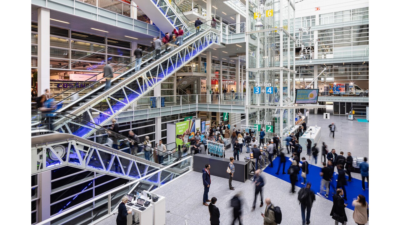 Le hall d'entrée de la Foire de Zurich pendant l'IFAS 2022 