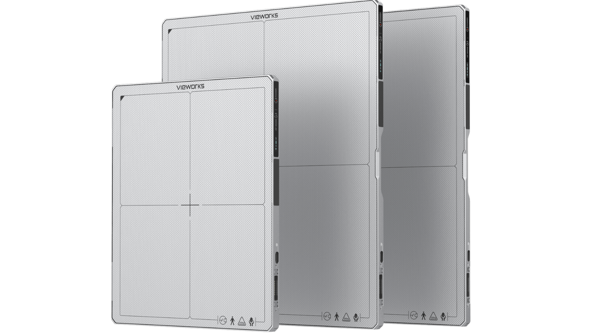 Drei rechteckige, schlanke und flache elektronische Geräte mit strukturierten silbernen Oberflächen und schwarzen Kanten stehen aufrecht und überlappen sich leicht. Die Marke Vieworks ist auf jedem Gerät sichtbar.