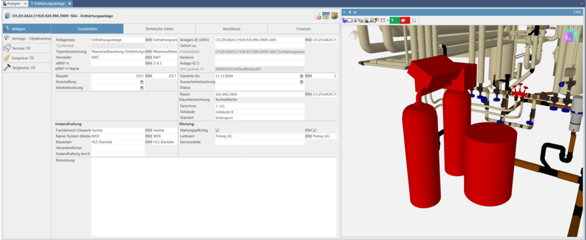 Auf einem Computerbildschirm werden links Daten zu Industrieanlagen und rechts ein 3D-Modell mit roten Tanks und Rohrleitungen angezeigt; oben sind die Registerkarten der Benutzeroberfläche zu sehen.