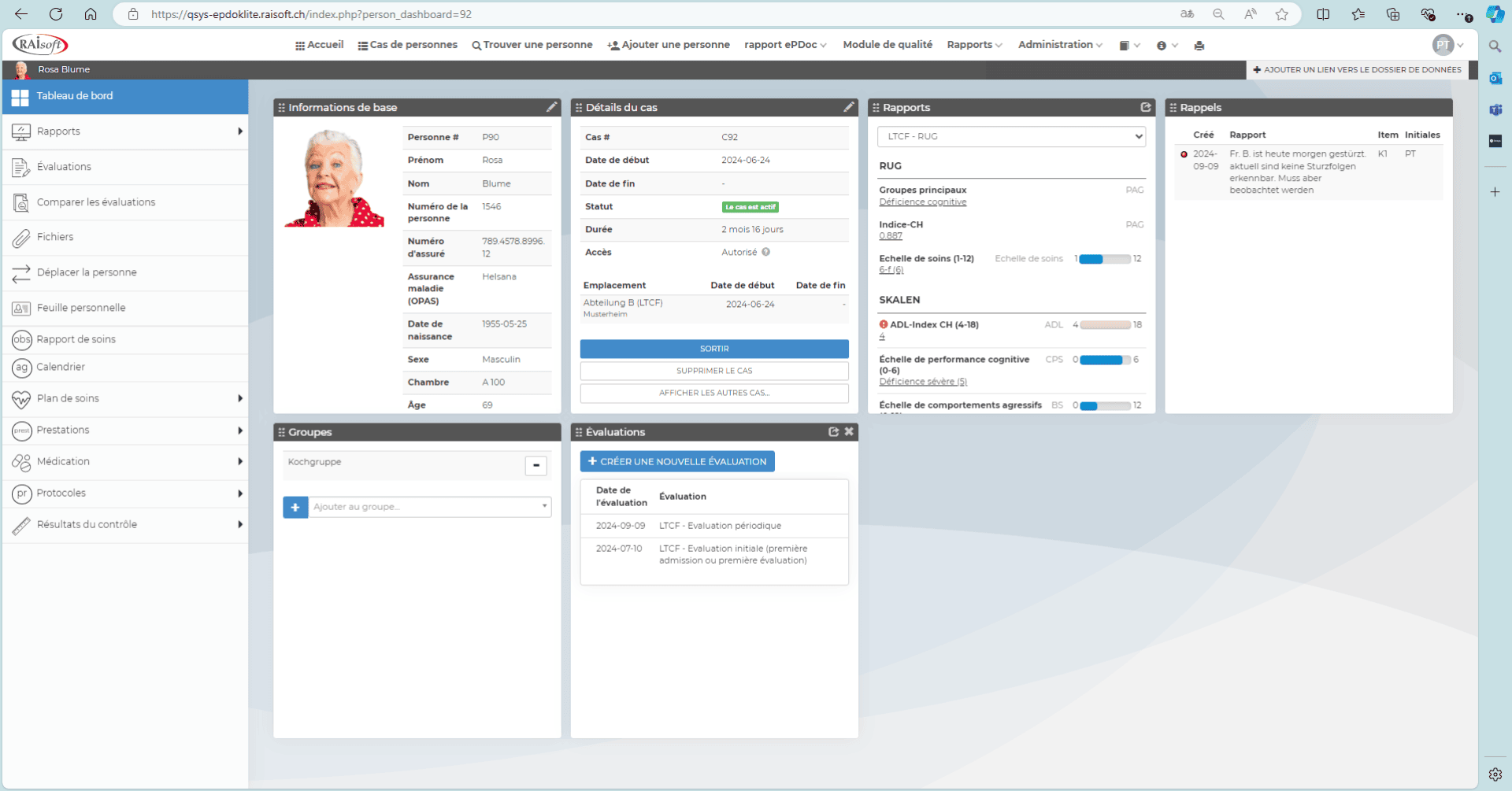 Un écran d'ordinateur affiche un tableau de bord d'une application de soins de santé présentant le profil d'un patient avec ses données personnelles, sa photo, son état de santé, ses évaluations, ses rapports médicaux et d'autres informations connexes, le tout organisé en différents panneaux.