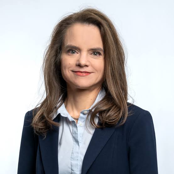 Claudia Schade
